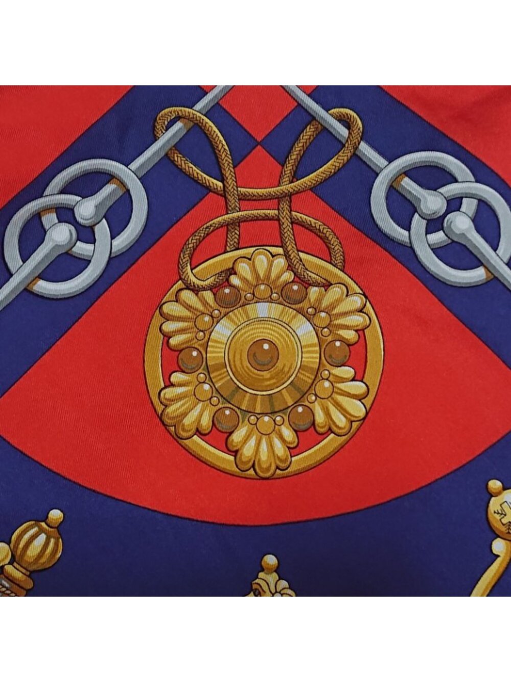 Hermes Carre 90 Cliquetis Silk Scarf Red Navy Gold - Picture 9 of 16